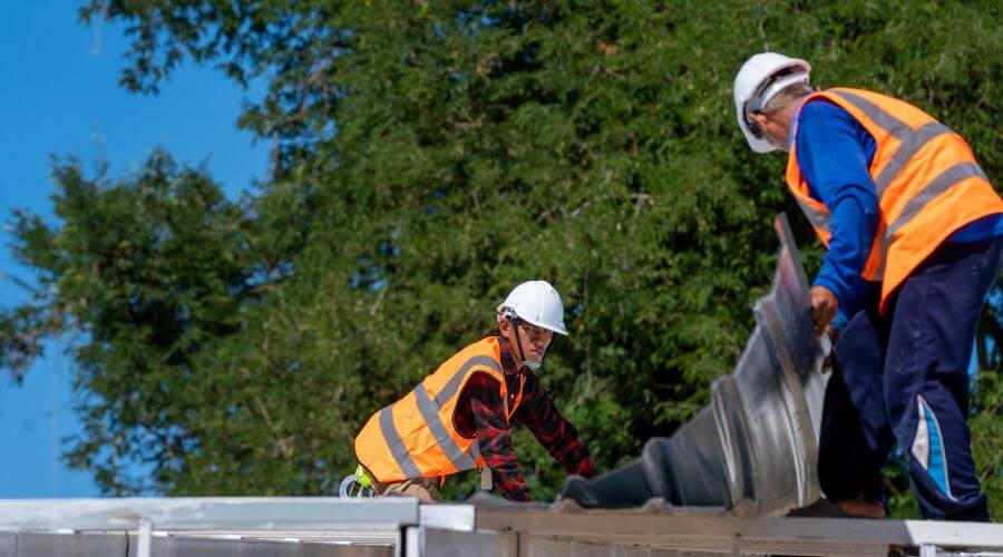 Professional residential roofers in Reeder, ND